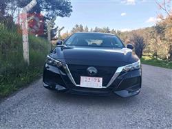 نیسان سێنترا